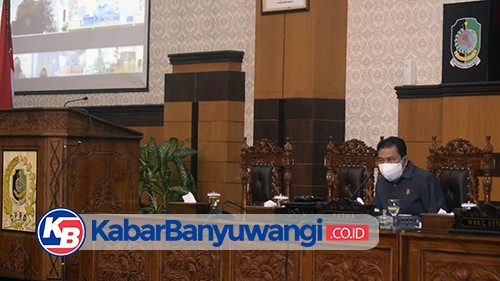 Bupati Ipuk Sampaikan Rancangan KUPA-PPAS Perubahan APBD 2021 di Paripurna DPRD Banyuwangi