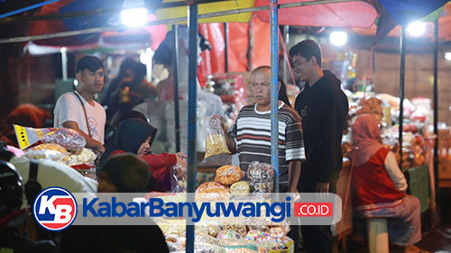 Gerakkan Ekonomi Lokal, Bupati Ipuk Fasilitasi Pasar Ramadan Khusus Pedagang Banyuwangi