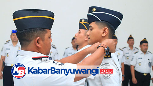 https://kabarbanyuwangi.co.id/asset/foto_berita/Pegawai_lapas_naik_pangkat.jpg