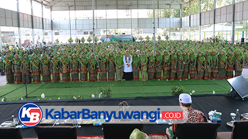 Hadiri Pelantikan PAC Muslimat NU, Bupati Ipuk Ajak Bangun Banyuwangi