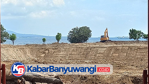 https://kabarbanyuwangi.co.id/asset/foto_berita/Pembangunan_tambak_dikelukan_warga.jpg