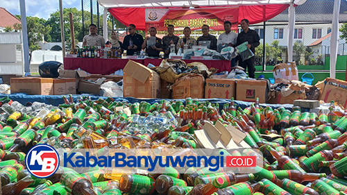 Kejari Banyuwangi Musnahkan Barang Bukti 181 Perkara, Termasuk Narkotika dan Senpi