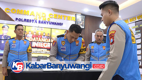 Polresta Banyuwangi Gelar Penandatanganan Pakta Integritas Penerimaan Polri 2025