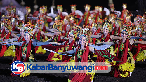 https://kabarbanyuwangi.co.id/asset/foto_berita/Penari_bangga.jpg