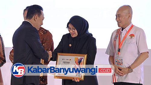 Raih Penghargaan PB ISSI, Menpora Apresiasi Konsistensi Banyuwangi Gelar Event Balap Sepeda Internasional