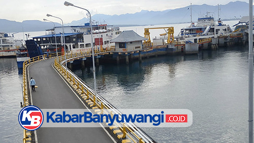 https://kabarbanyuwangi.co.id/asset/foto_berita/Penyeberangan_ditutup1.jpg
