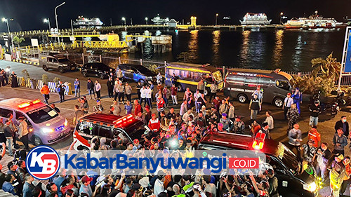https://kabarbanyuwangi.co.id/asset/foto_berita/Penyerahan_jenazah.jpg