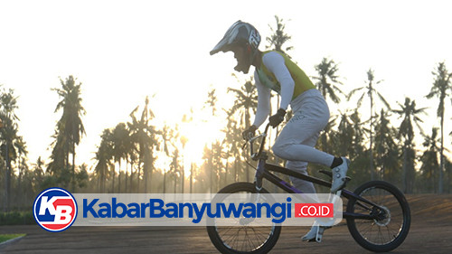 https://kabarbanyuwangi.co.id/asset/foto_berita/Peserta_BMX_supercross_latihan.jpg