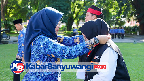 https://kabarbanyuwangi.co.id/asset/foto_berita/Petugas_sensus.jpg