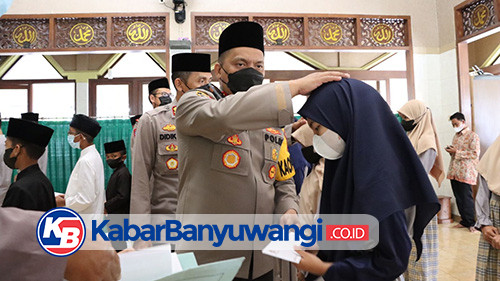 Pilkades Serentak Aman dan Damai : Polresta Banyuwangi Gelar Doa Bersama dan Santuni 45 Anak Yatim