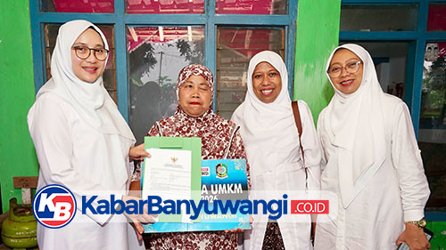 Bupati Ipuk Kembali Salurkan Program Wenak Sasar Ribuan Warung Rakyat Banyuwangi