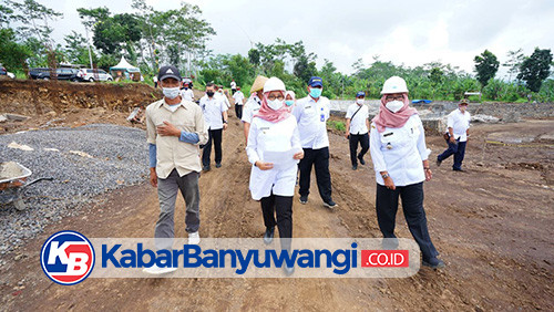 Pembangunan Rumah Osing Agrowisata Tamansuruh Banyuwangi Capai 70 Persen