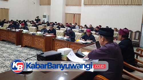 Banggar dan TAPD Lanjutkan Pembahasan Raperda Pertanggungjawaban Pelaksanaan APBD 2022