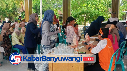 Ribuan Keluarga Rawan Stunting di Banyuwangi Terima Bansos Ayam dan Telur