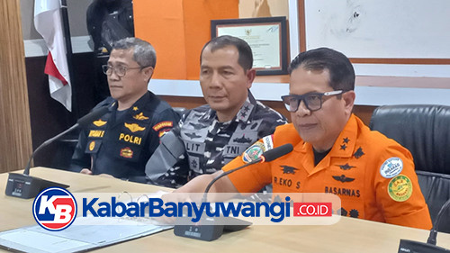 https://kabarbanyuwangi.co.id/asset/foto_berita/Rilis_titik_bangkai_KMP_tunu.jpg