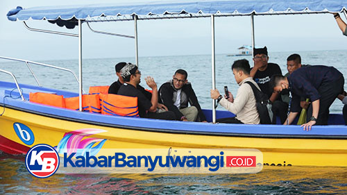 Sandiaga Uno Ajak Keluarganya Berwisata di Bangsing Underwater Banyuwangi