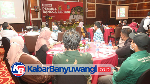 Di Seminar Bangga Bertani, Bupati Ipuk Ajak Milenial Geluti Bisnis Pertanian