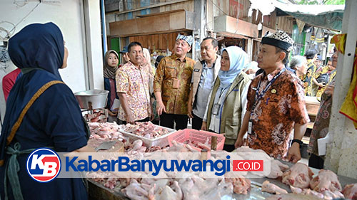https://kabarbanyuwangi.co.id/asset/foto_berita/Sidak_bahan_pangan.jpg