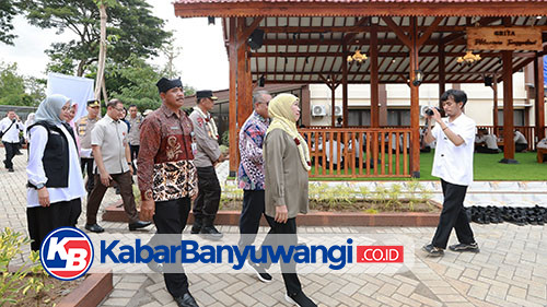 Gubernur Khofifah Resmikan Fasilitas Belajar di SMAN 2 Taruna Bhayangkara di Banyuwangi