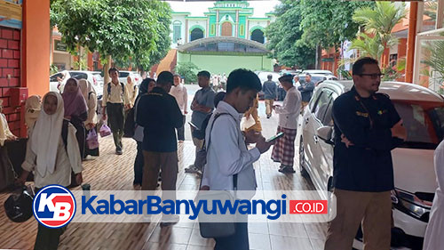 https://kabarbanyuwangi.co.id/asset/foto_berita/Suasana_di_MAN_Banyuwangi.jpg