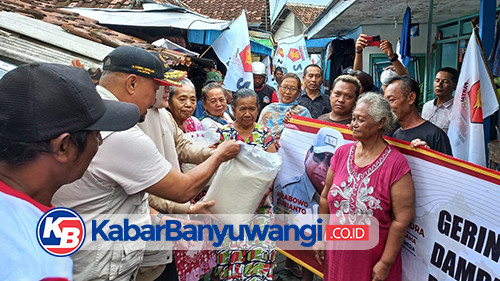 Sumail Abdullah Tinjau Lokasi Banjir dan Bagikan Ratusan Sembako ke Warga Terdampak