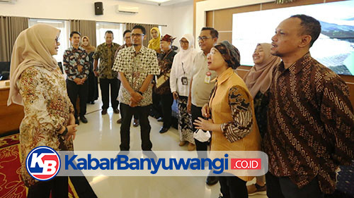 Bupati Ipuk Teken MoU dengan Tiga Instansi, Mulai Keuangan Syariah hingga Pengolahan Sampah