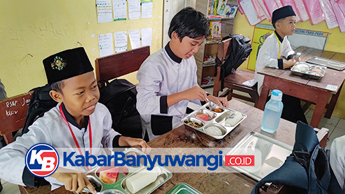 Mulai Diimplementasikan Januari 2025, Banyuwangi Kembali Uji Coba Makan Bergizi Gratis di Sekolah