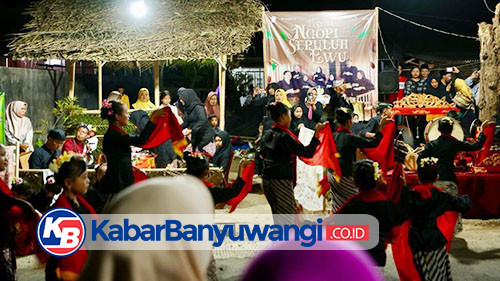 https://kabarbanyuwangi.co.id/asset/foto_berita/Warga_desa_kemiren.jpg