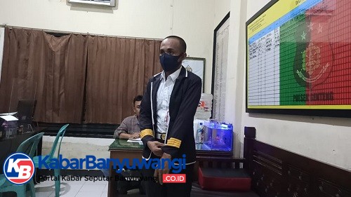 Pilot Gadungan Asal NTT, Beli Baju Seragam di Pasar Turi Surabaya