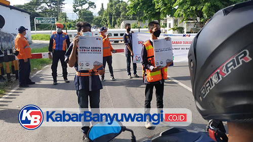 KAI Daop 9 Sosialisasi Keselamatan Perlintasan Kereta Api Sebidang di Argopuro