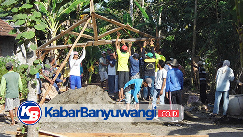 Inspiratif, Polisi di Banyuwangi Galang Dana untuk Perbaiki Rumah Warga Miskin dan LPJU