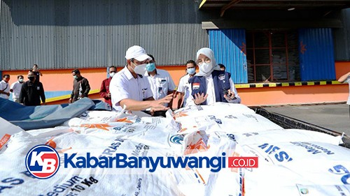 Bansos Beras PPKM Darurat Diluncurkan untuk 119.235 Keluarga di Banyuwangi
