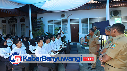 Tinjau Ujian SKD CPNS Hari Terakhir di Banyuwangi, Sugirah Semangati Para Peserta