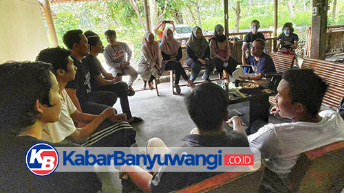 Ekspose Potensi Desa Olehsari, Dosen FIB UI Ajarkan Teknik Dasar Fotografi