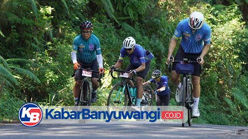 https://kabarbanyuwangi.co.id/asset/foto_berita/dwi_ijen_kom.jpg