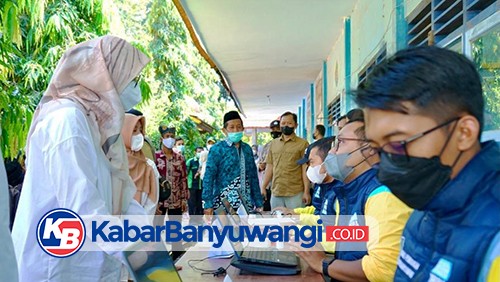 Bupati Kembali Keliling Perkebunan, Hadirkan Layanan Kependudukan sampai Ternak Sapi