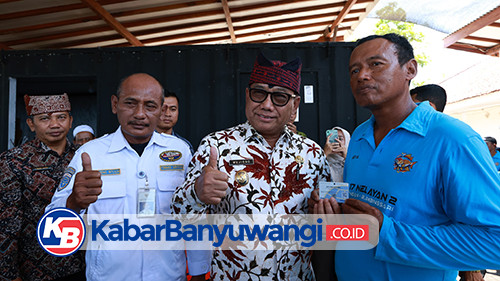 Rutin Jemput Bola ke Kampung Nelayan, Pemkab Banyuwangi Fasilitasi e-Pas Kapal Kecil Gratis
