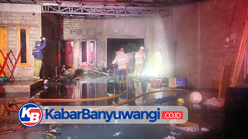 Ditinggal ke Luar Kota, Garasi Rumah Warga Cluring Banyuwangi Hangus Terbakar