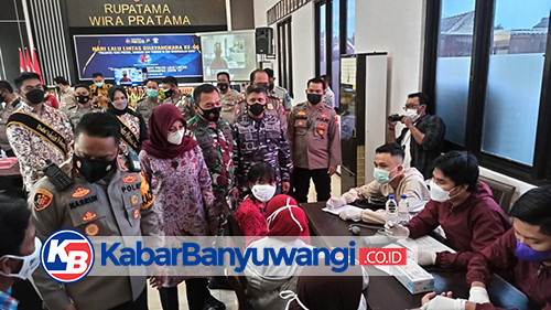 Kelompok Tunawisma di Banyuwangi Mulai Divaksin Dosis Pertama