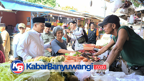 Gus Makki Blusukan di Pasar Rogojampi, Pedagang Kompak Ingin Perubahan