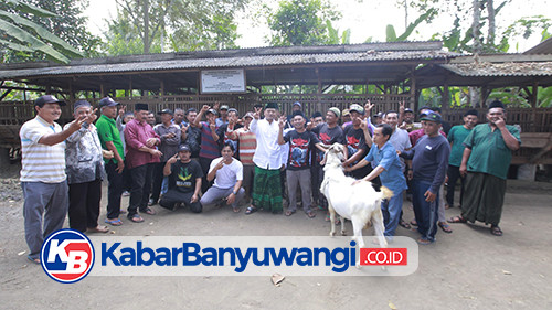 Cabup Nomor Urut 2 Gus Makki Serap Aspirasi Peternak Banyuwangi Selatan