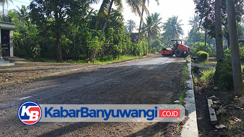 PT Bumi Suksesindo Selesaikan Perbaikan Jalan Ringinagung, Desa Pesanggaran