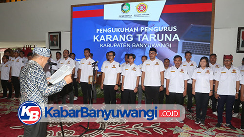 Kukuhkan Karang Taruna Banyuwangi, Bupati Ajak Aktif dalam Program Pengembangan Anak Muda