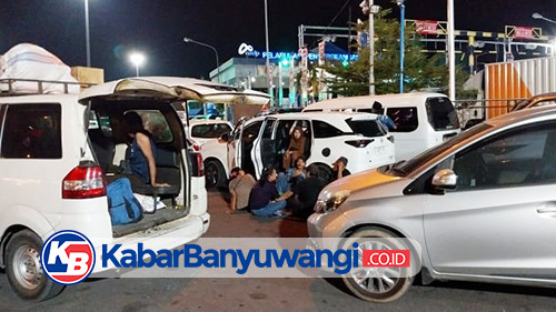 https://kabarbanyuwangi.co.id/asset/foto_berita/ketapang_lumpuh.jpg