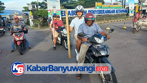 Tukang Ojek Pangkalan Dapat Untung saat Pelabuhan Ketapang Macet