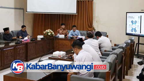 https://kabarbanyuwangi.co.id/asset/foto_berita/pansus_dprd.jpg