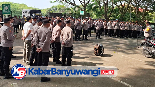 Ratusan Personel Amankan Jalannya Pengundian Nomor Urut Paslon Pilbup Banyuwangi