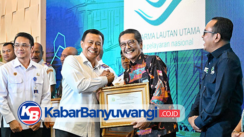 PT DLU Raih Penghargaan Operator Penyeberangan Terbaik dari Kemenhub