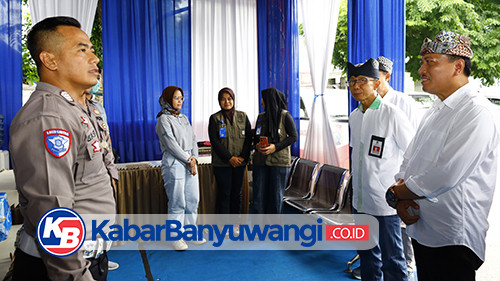 Pj Sekda Banyuwangi Tinjau Kesiapsiagaan Pos Kesehatan dan Pos Pengamanan Nataru