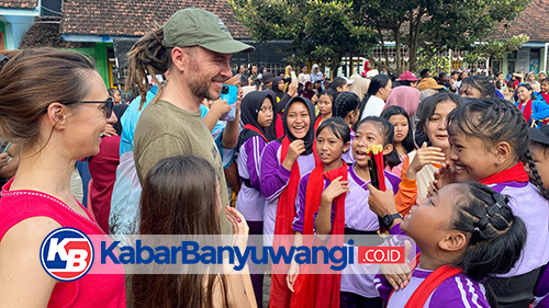 https://kabarbanyuwangi.co.id/asset/foto_berita/prancis_gandrung_sewu.jpg